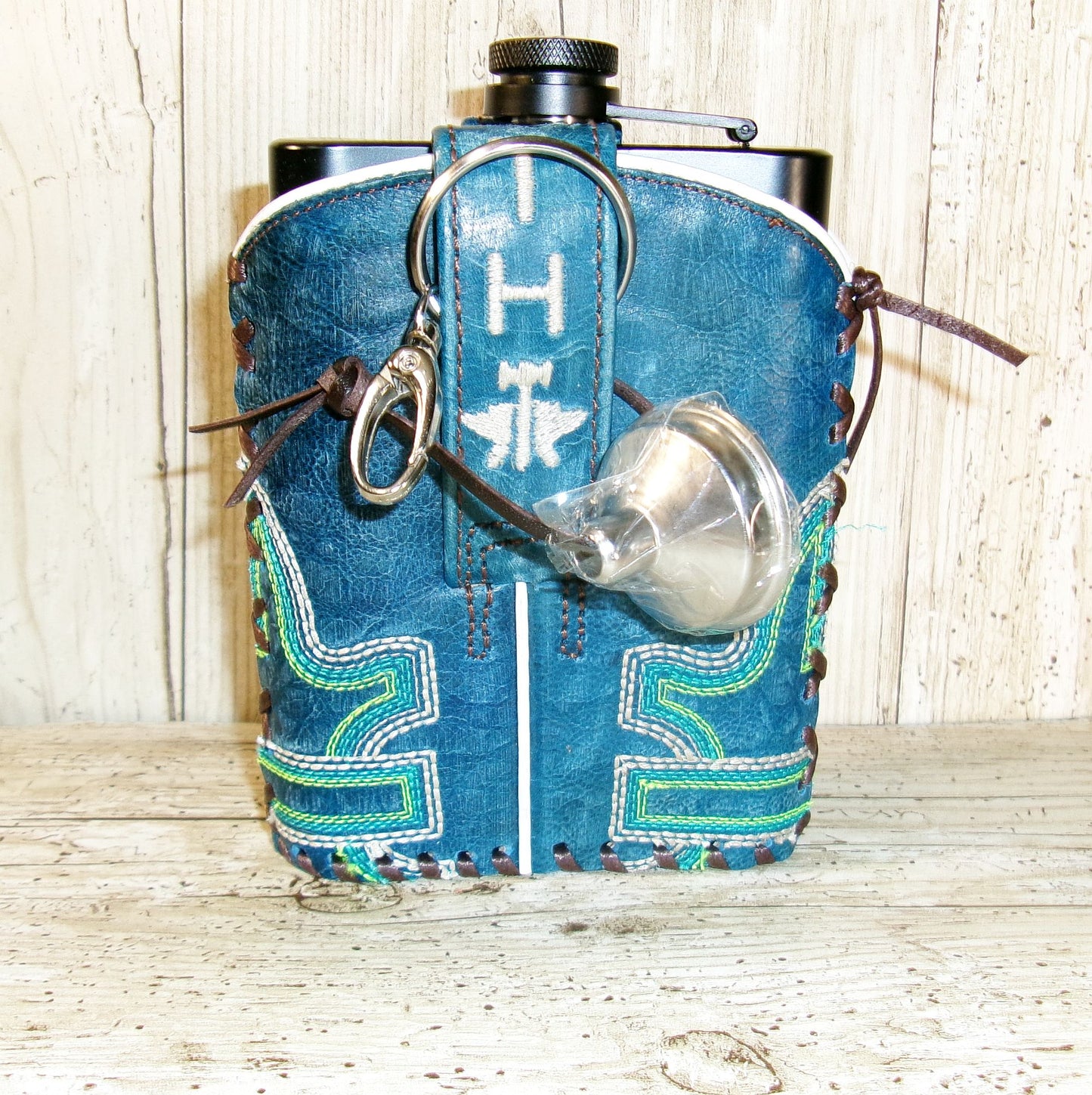 8oz Cowboy Boot Flask FL23