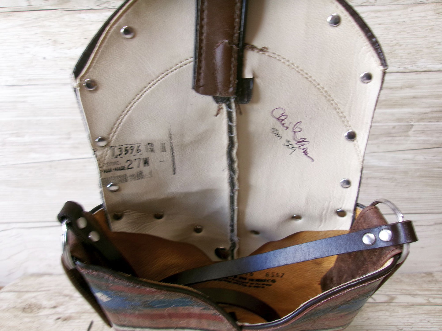 Small Cowboy Boot Purse with Fringe sm309