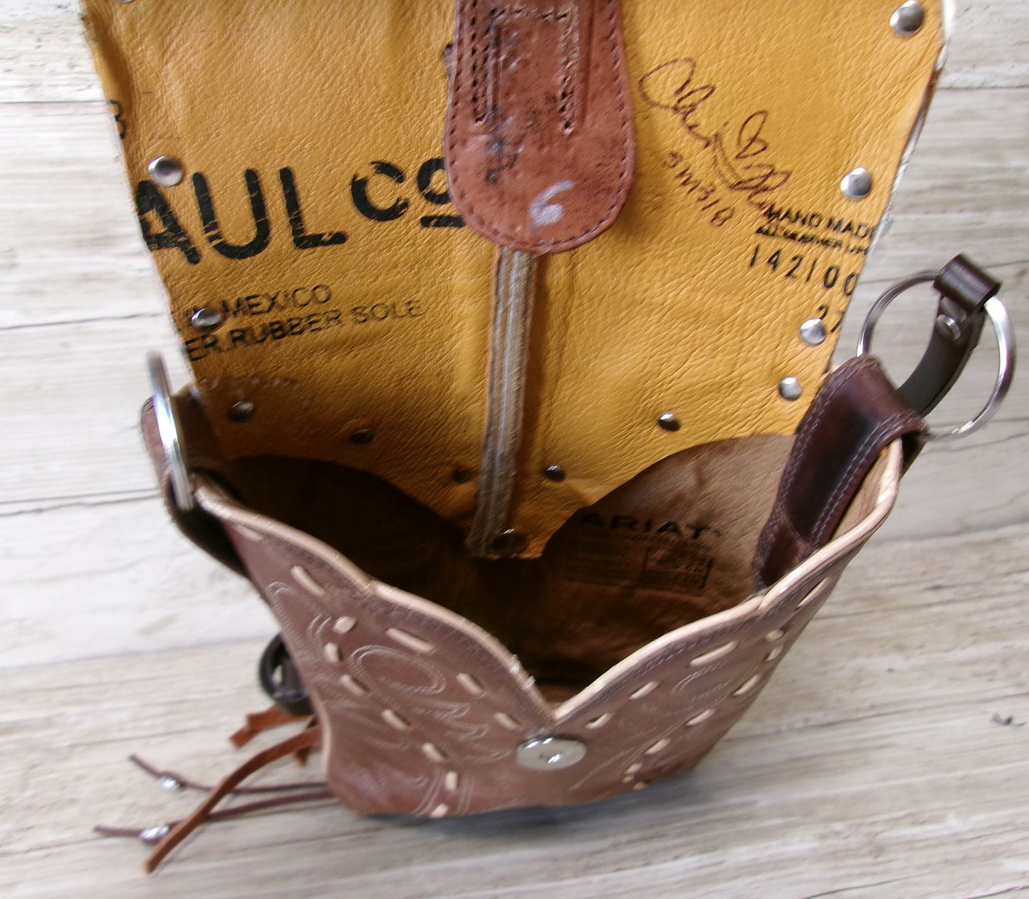Small Cowboy Boot Purse with Fringe sm318