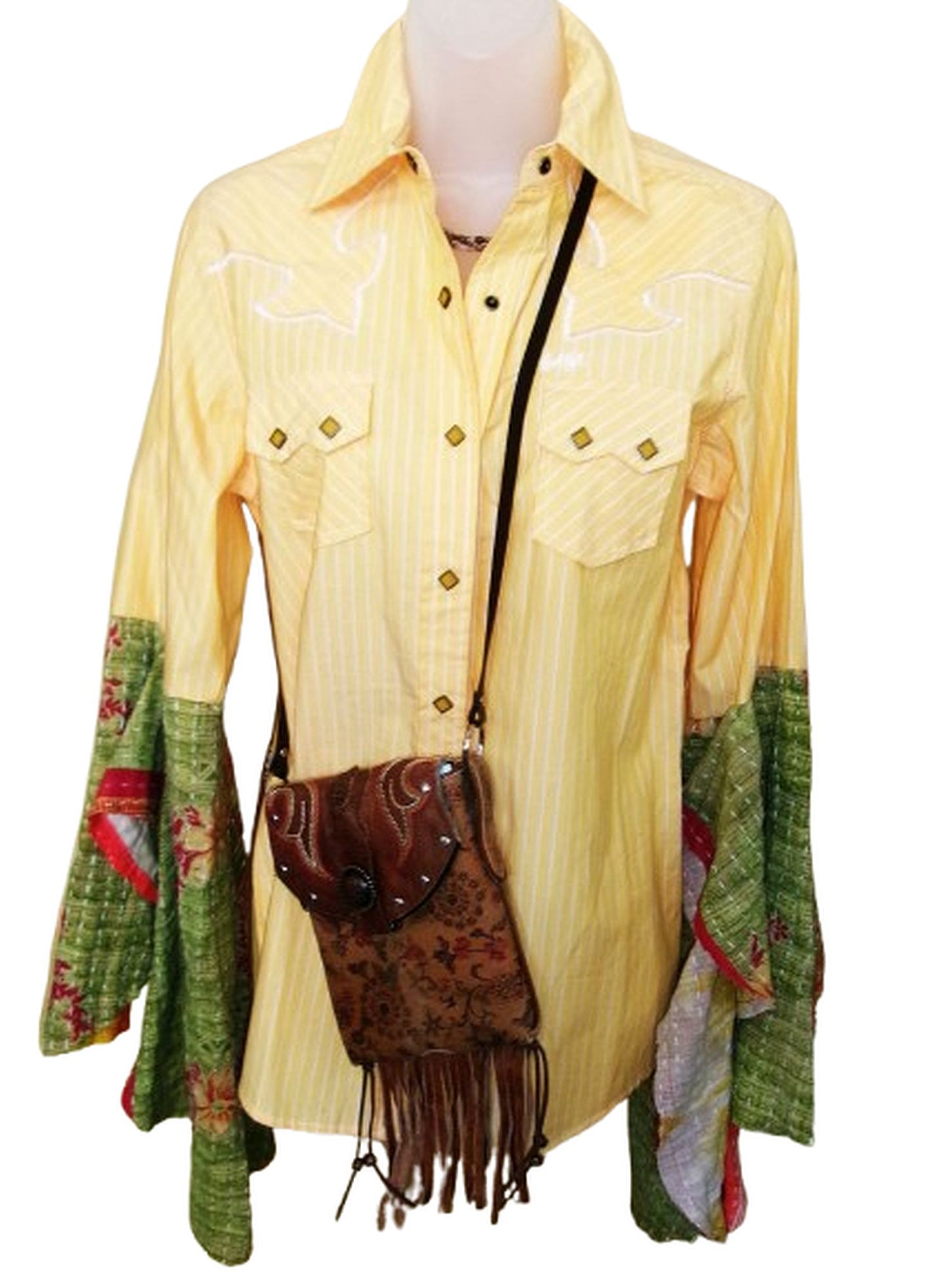 Desert Wing Blouse - Medium DW12 handcrafted from cowboy boots. Shop  at ChrisThompsonBags.com and buy the best ["cow skull","Medium"] at Chris Thompson Bags.