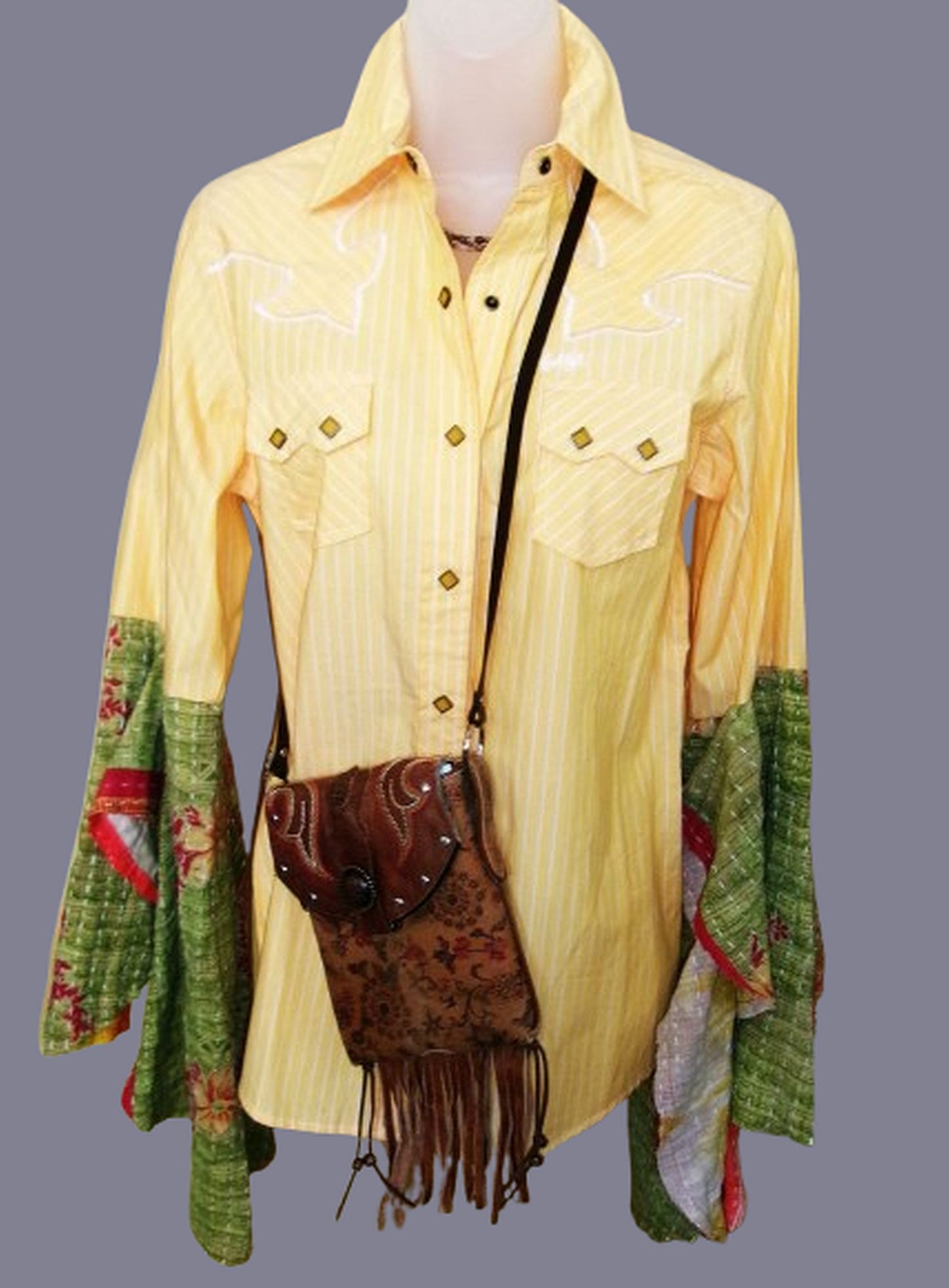 Desert Wing Blouse - Medium DW12 handcrafted from cowboy boots. Shop  at ChrisThompsonBags.com and buy the best ["cow skull","Medium"] at Chris Thompson Bags.