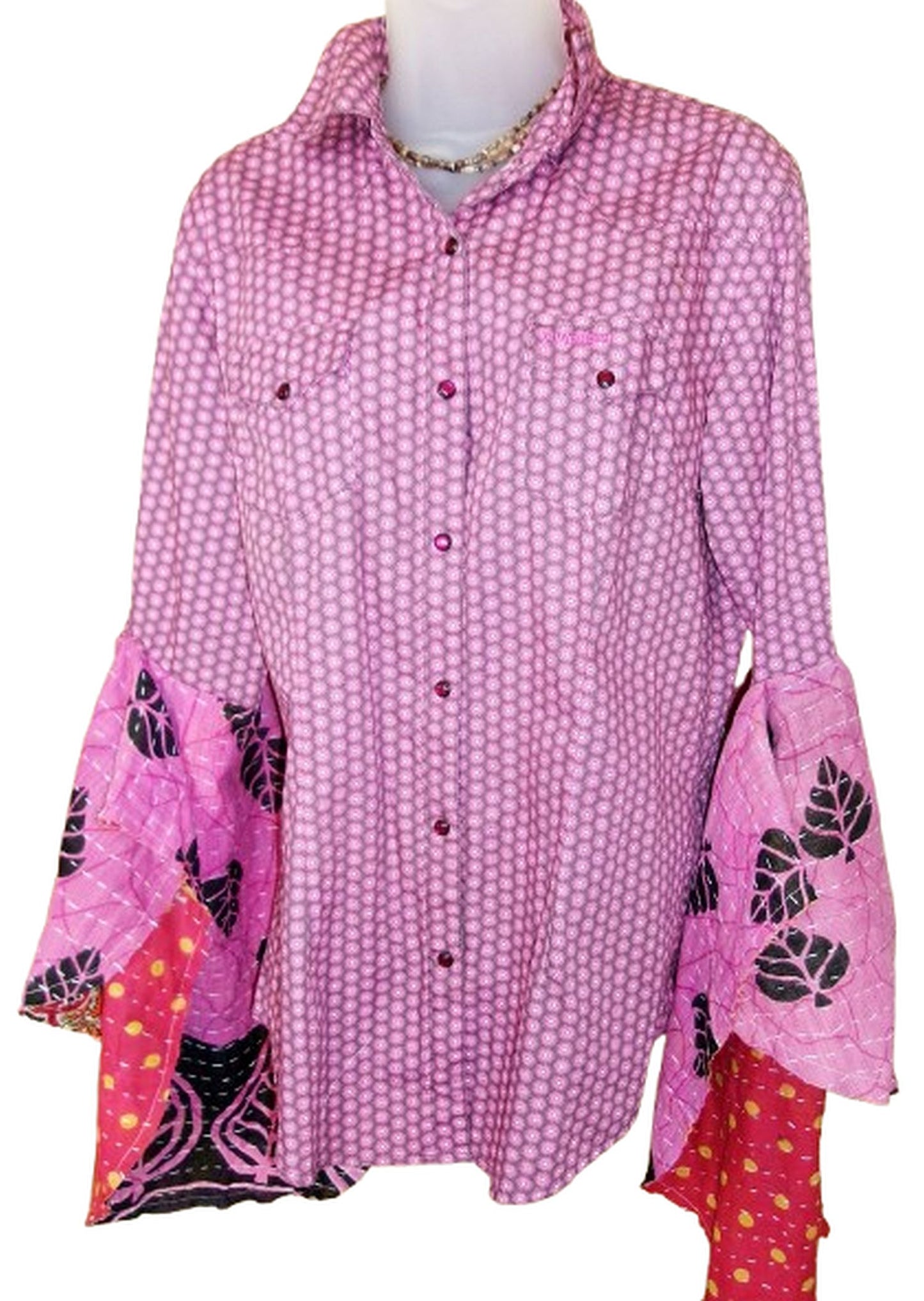 Desert Wing Blouse - Medium DW14 handcrafted from cowboy boots. Shop  at ChrisThompsonBags.com and buy the best ["cow skull","Medium"] at Chris Thompson Bags.