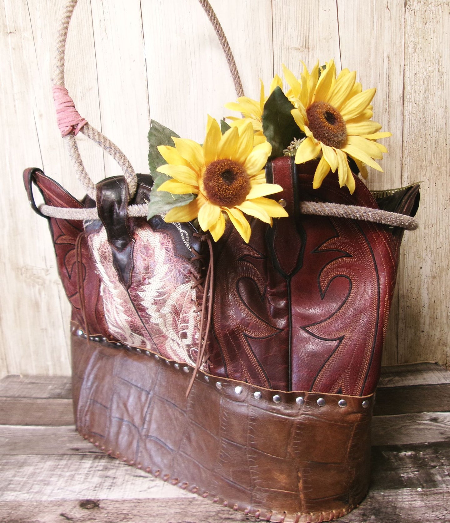 Western  Leather Basket BA24