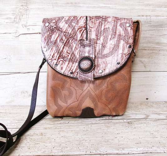 Small Cowboy Boot Purse bb10
