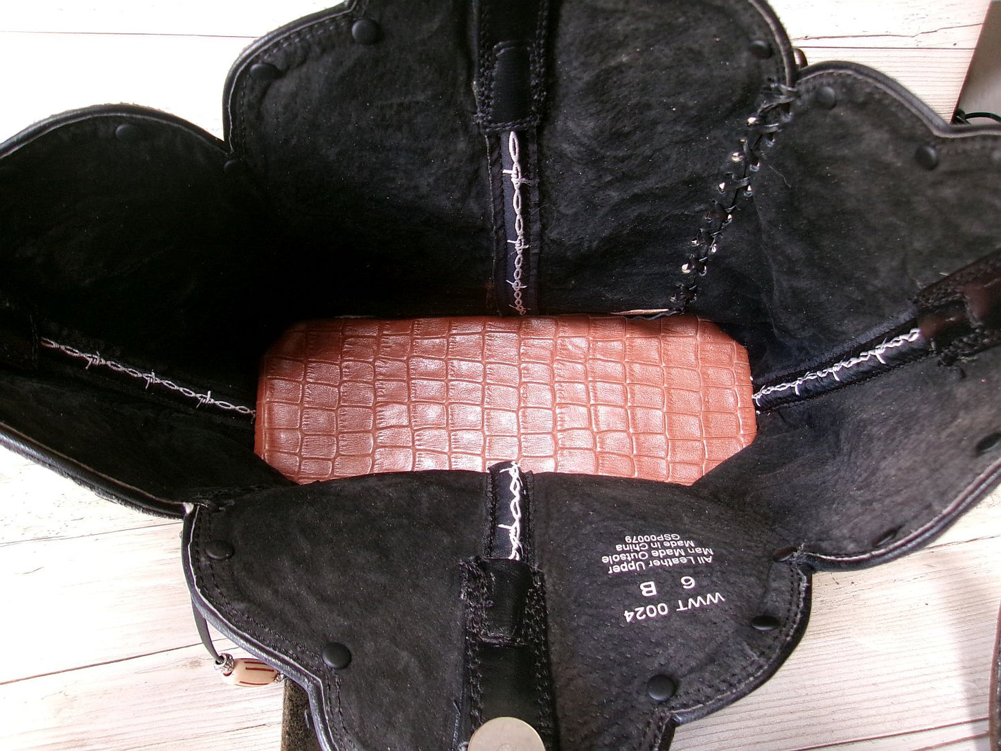 Bucket Bag Cowboy Boot Purse BK160