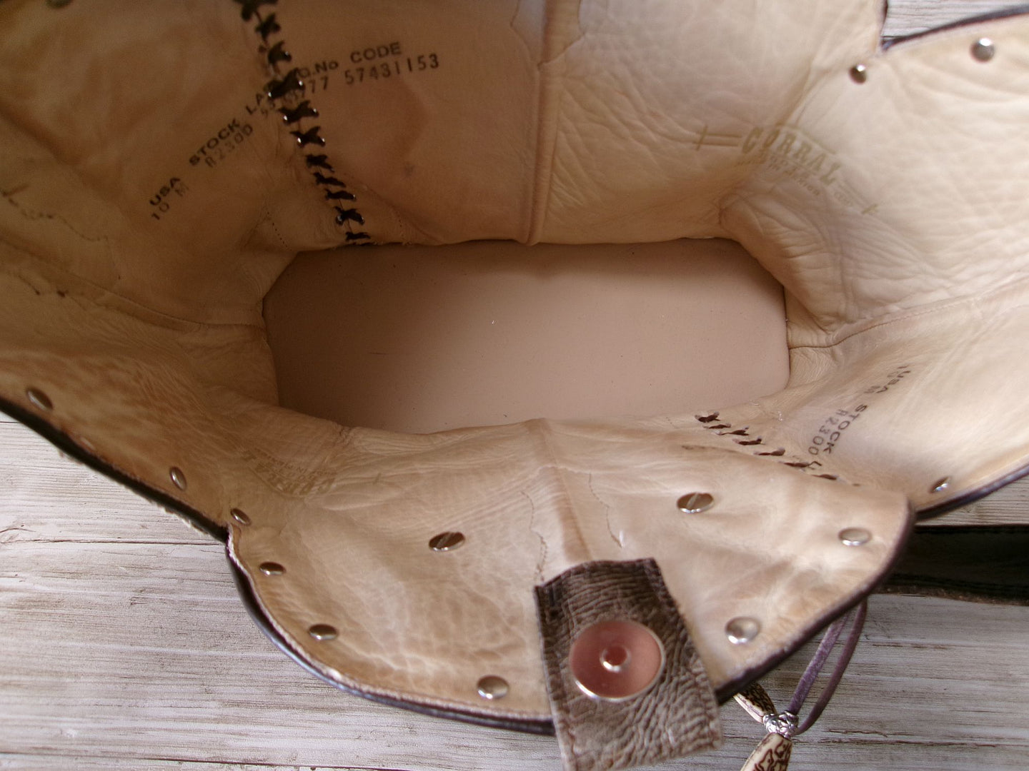 Bucket Bag Cowboy Boot Purse BK172