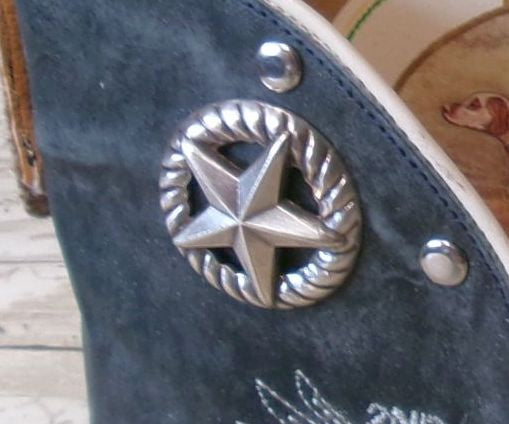 Cowboy Boot Whiskey Tote CR236 handcrafted from cowboy boots. Shop Barware at ChrisThompsonBags.com and buy the best ["Barware","Birddog","Bottle","Caddy","Crown","Tote","Whiskey"] at Chris Thompson Bags.