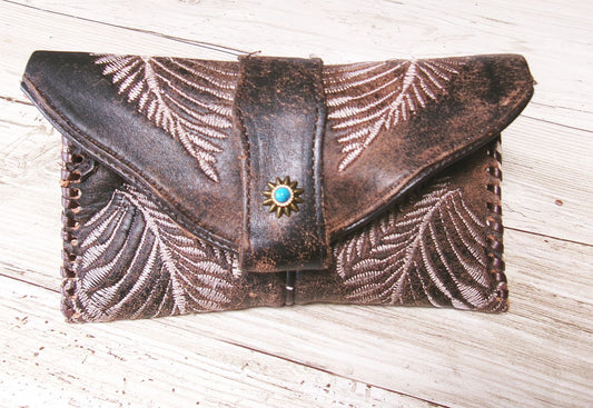Petite Clutch wc06