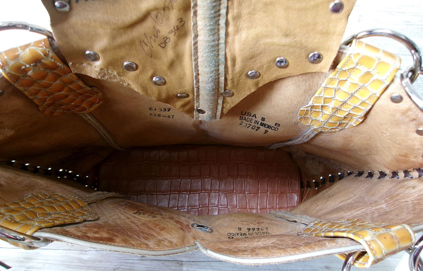 Double Cowboy Boot Purse DB363