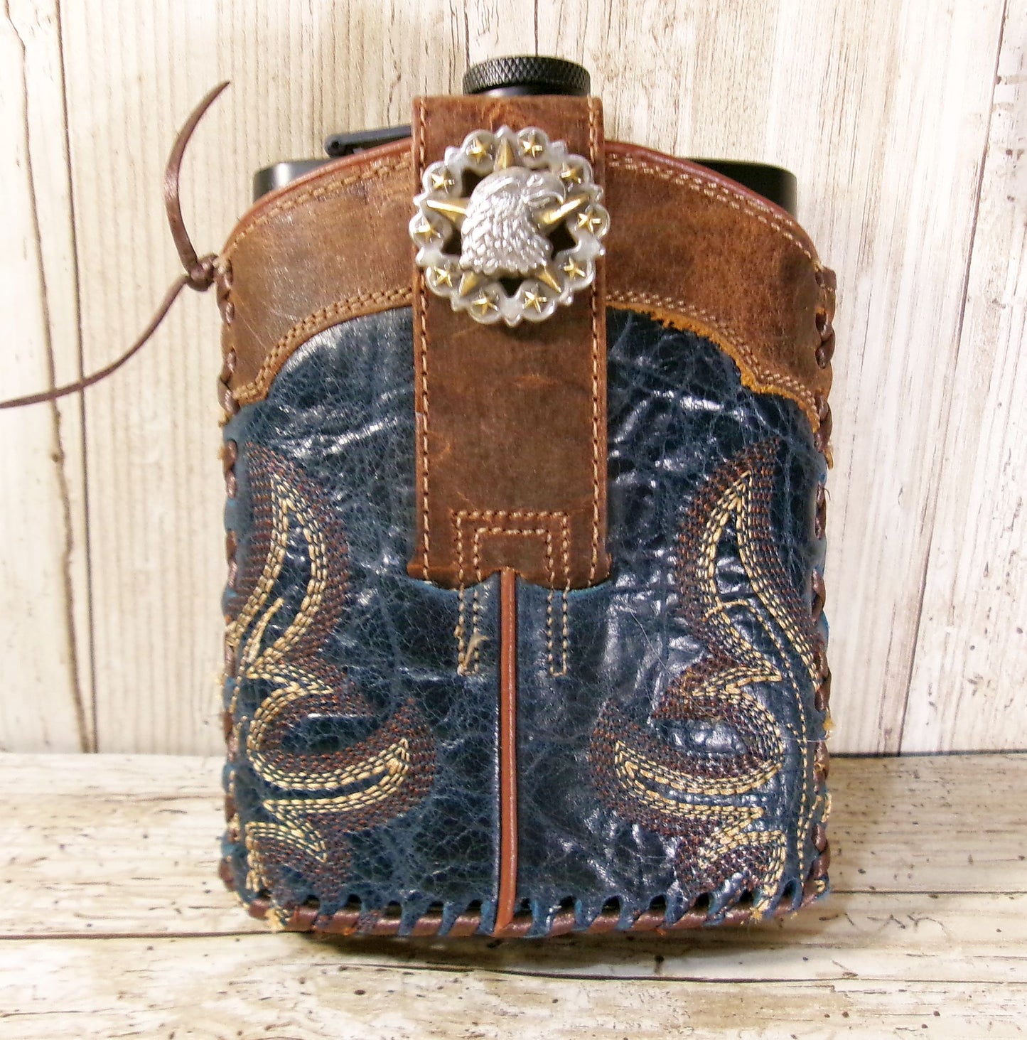 8oz Cowboy Boot Flask FL25