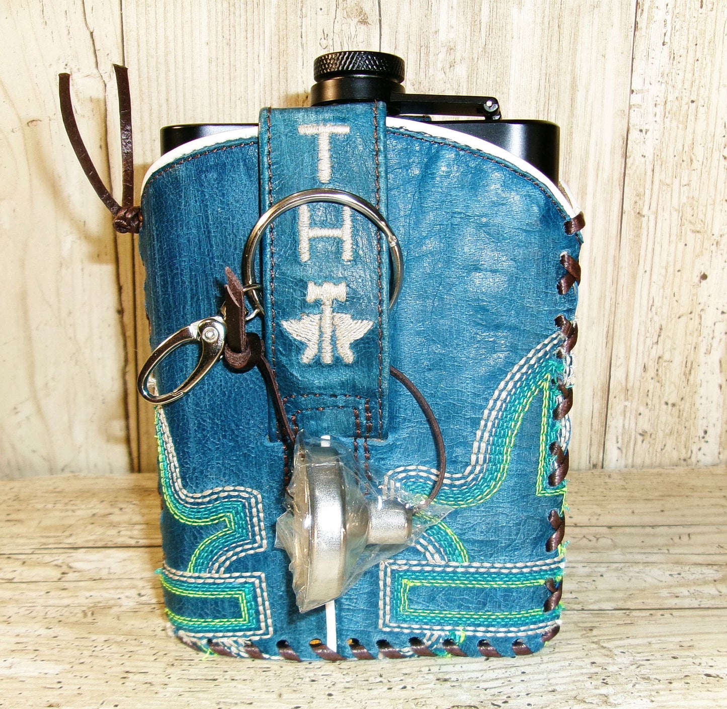 8oz Cowboy Boot Flask FL28
