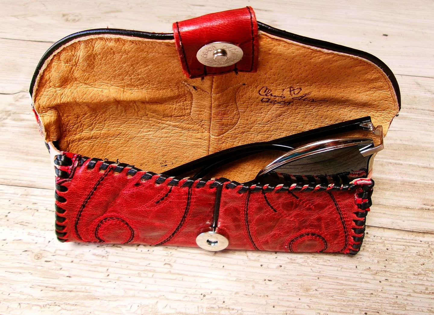 Eyewear Case gc#09 handcrafted from cowboy boots. Shop  at ChrisThompsonBags.com and buy the best ["eyeglasses","sunglasses"] at Chris Thompson Bags.