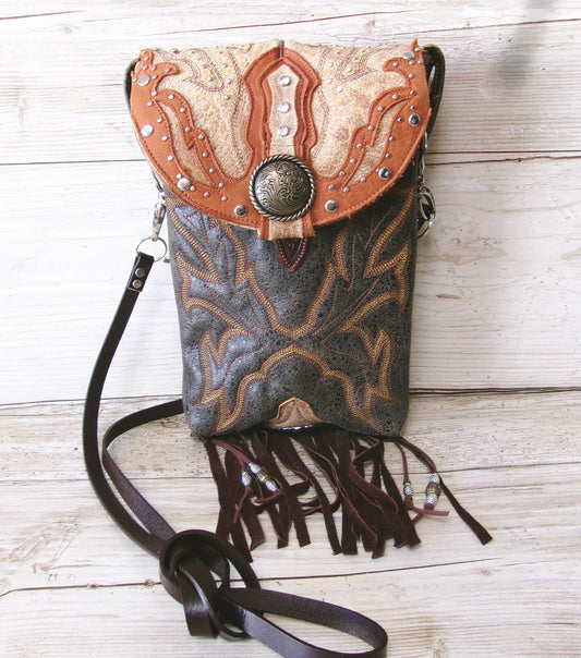 brown leather boot purse
