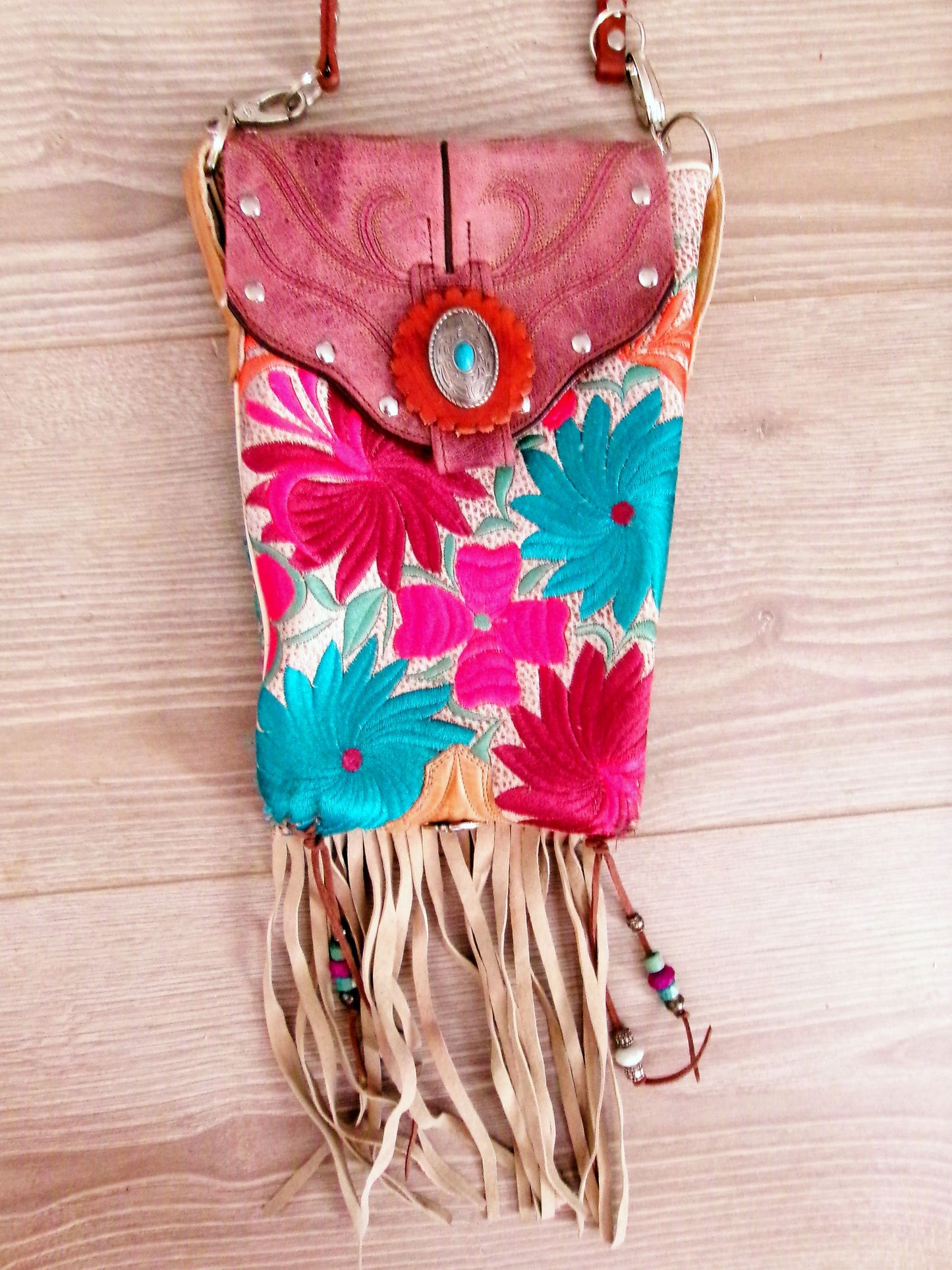 Retro Western Boutique 6Pc Purse Bundle | Fringe & Crossbody handcrafted from cowboy boots. Shop  at ChrisThompsonBags.com and buy the best [] at Chris Thompson Bags.