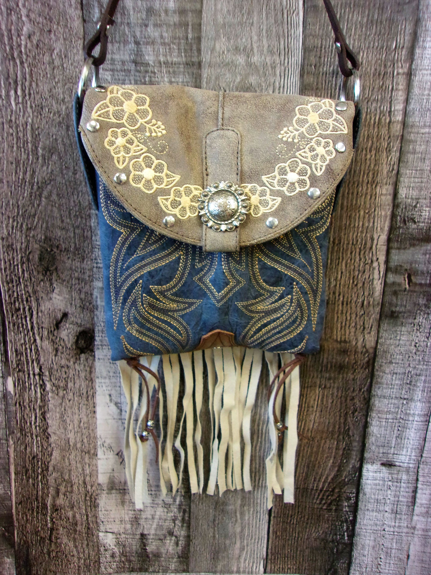 Small Cowboy Boot Purse with Fringe sm270