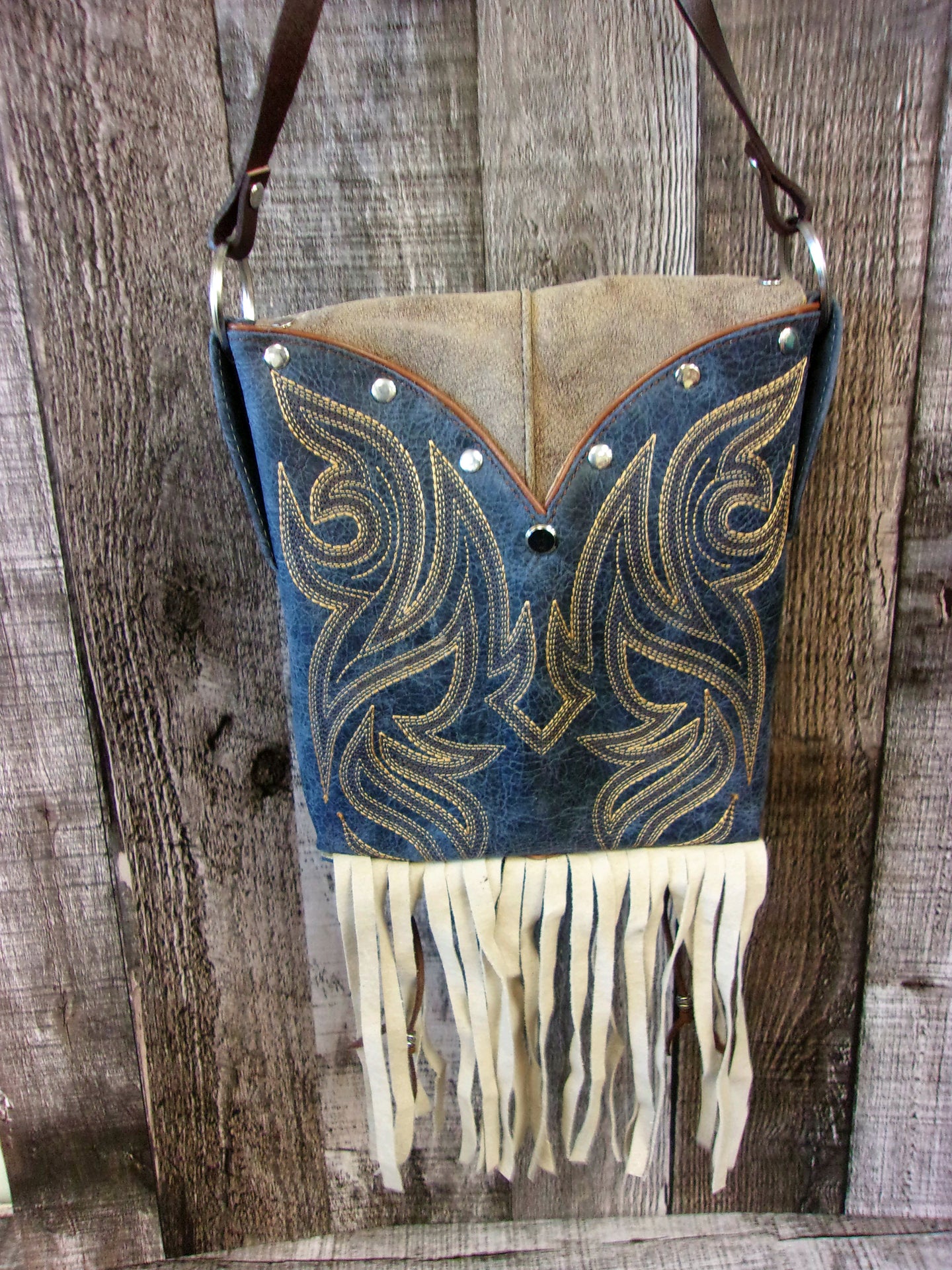 Small Cowboy Boot Purse with Fringe sm270