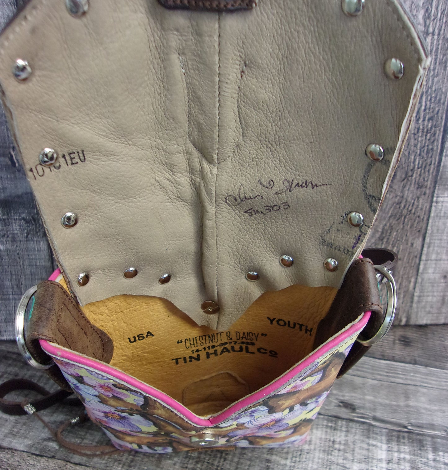 Small Cowboy Boot Purse sm303