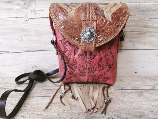 Small Cowboy Boot Purse with Fringe sm307
