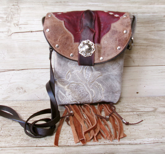 Small Cowboy Boot Purse with Fringe sm308