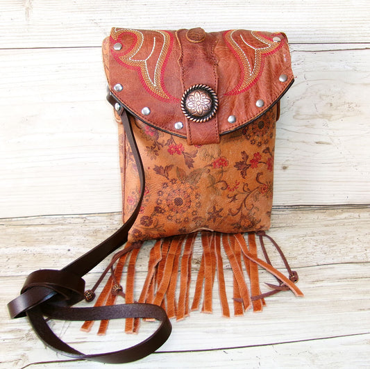 Small Cowboy Boot Purse with Fringe sm340