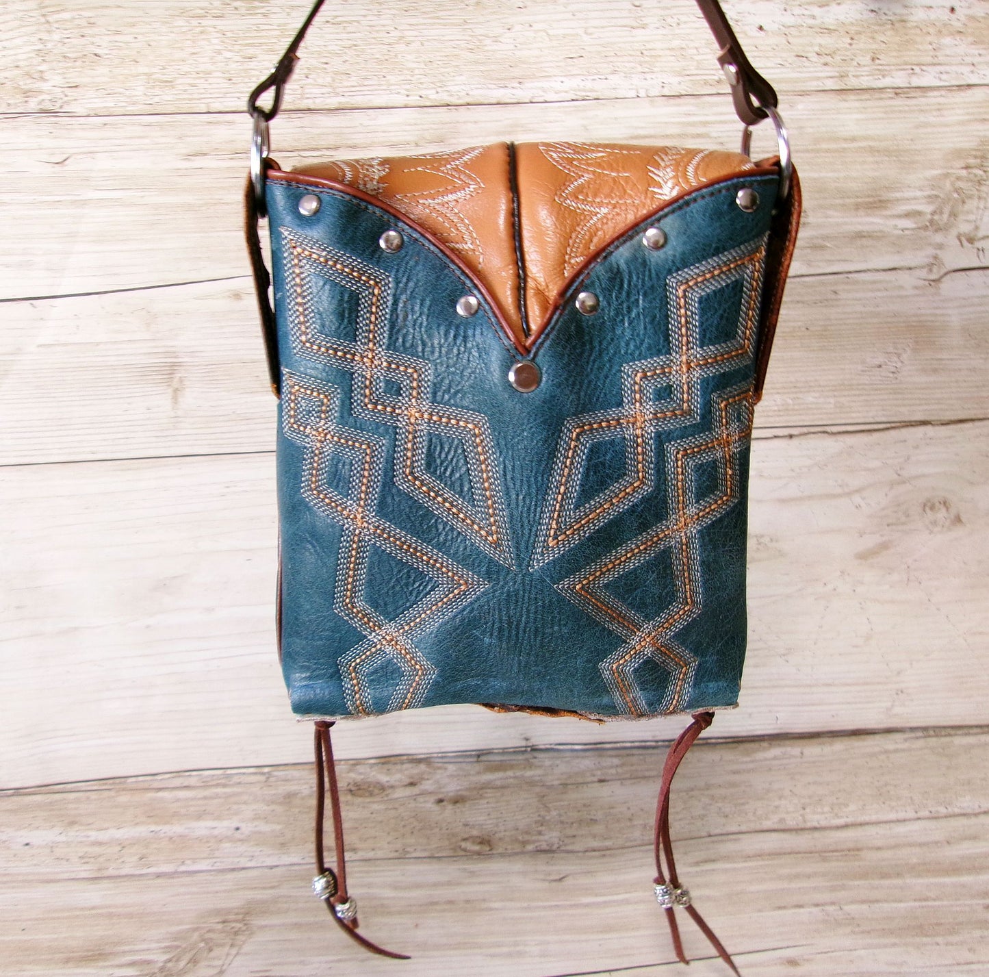 Small Cowboy Boot Purse with Fringe sm354