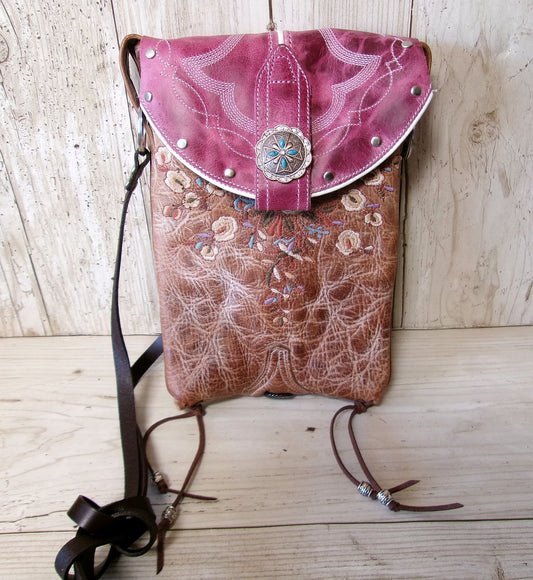 Crossbody Cowboy Boot Hipster Bag HP1159
