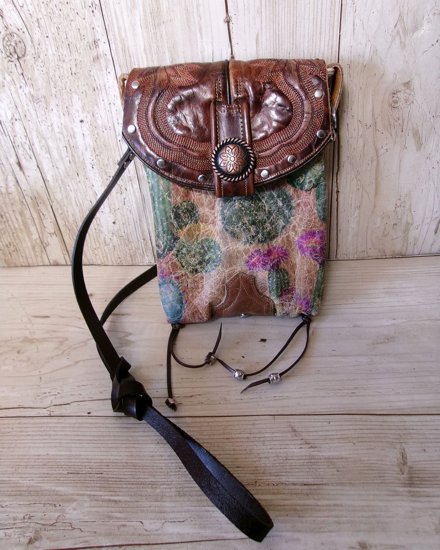 Small Cowboy Boot Purse sm360