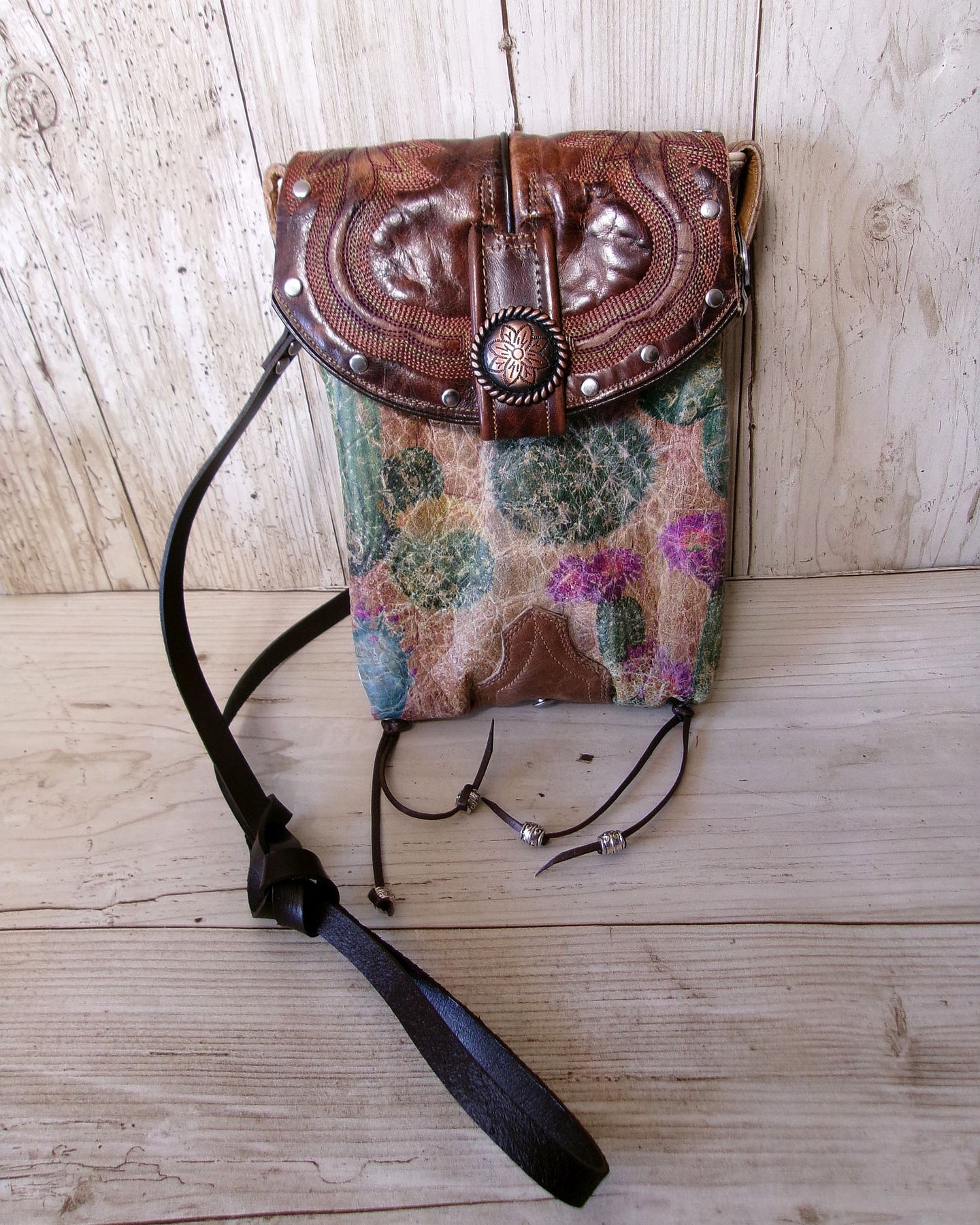 Small Cowboy Boot Purse sm360