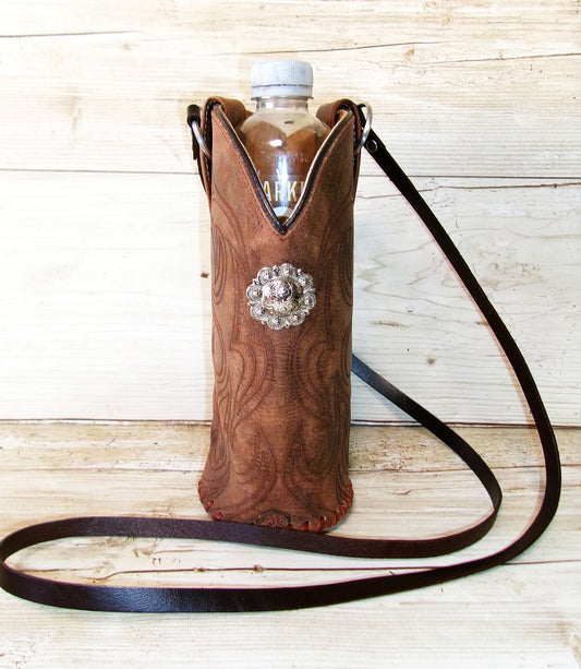 leather wine and water bottle caddy with strap