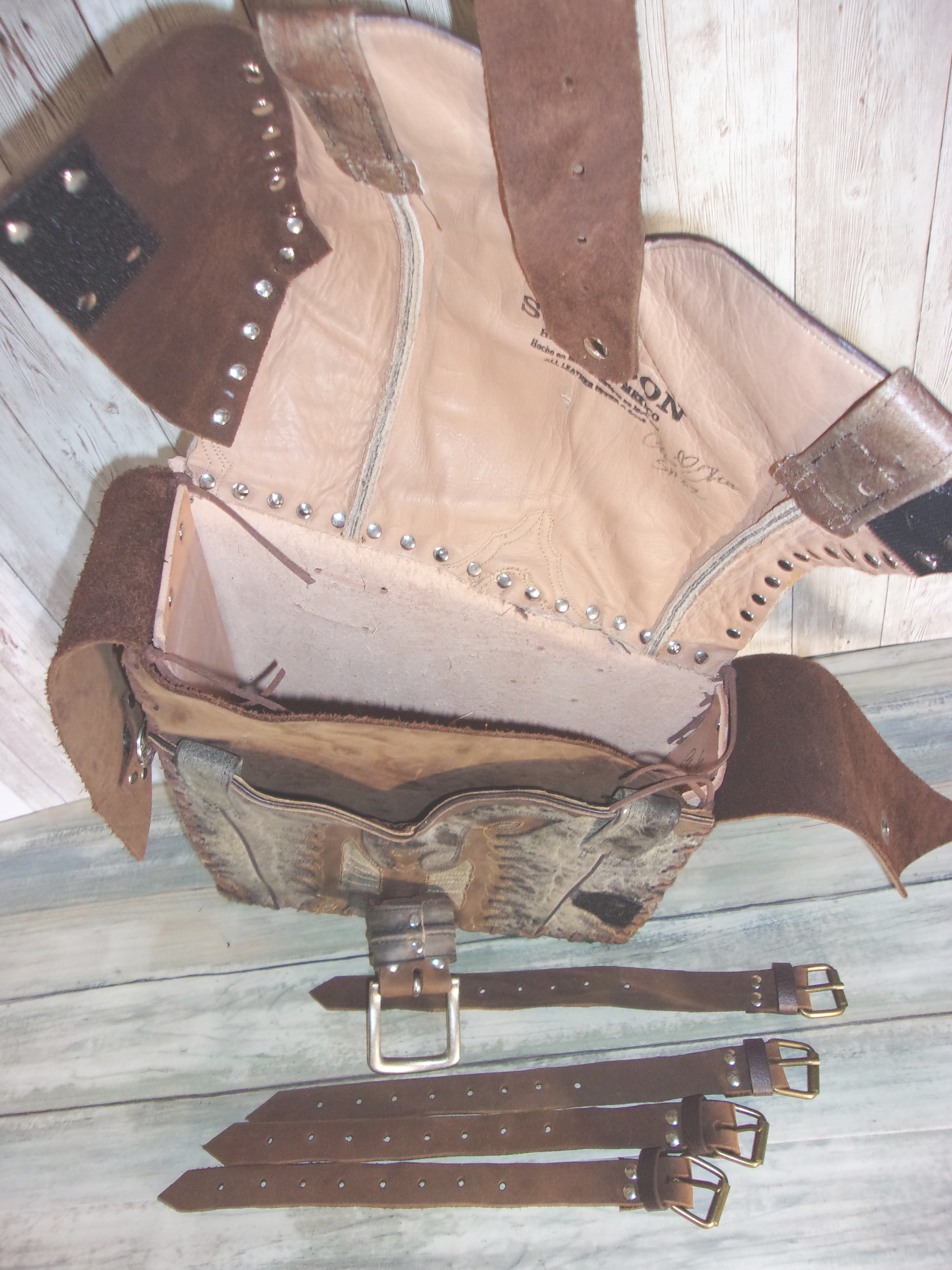 Handcrafted Swing Arm Bag -  Western Motorcycle Bag - Unique Moto Bags - Western Solo Bag SA02 cowboy boot purses, western fringe purse, handmade leather purses, boot purse, handmade western purse, custom leather handbags Chris Thompson Bags