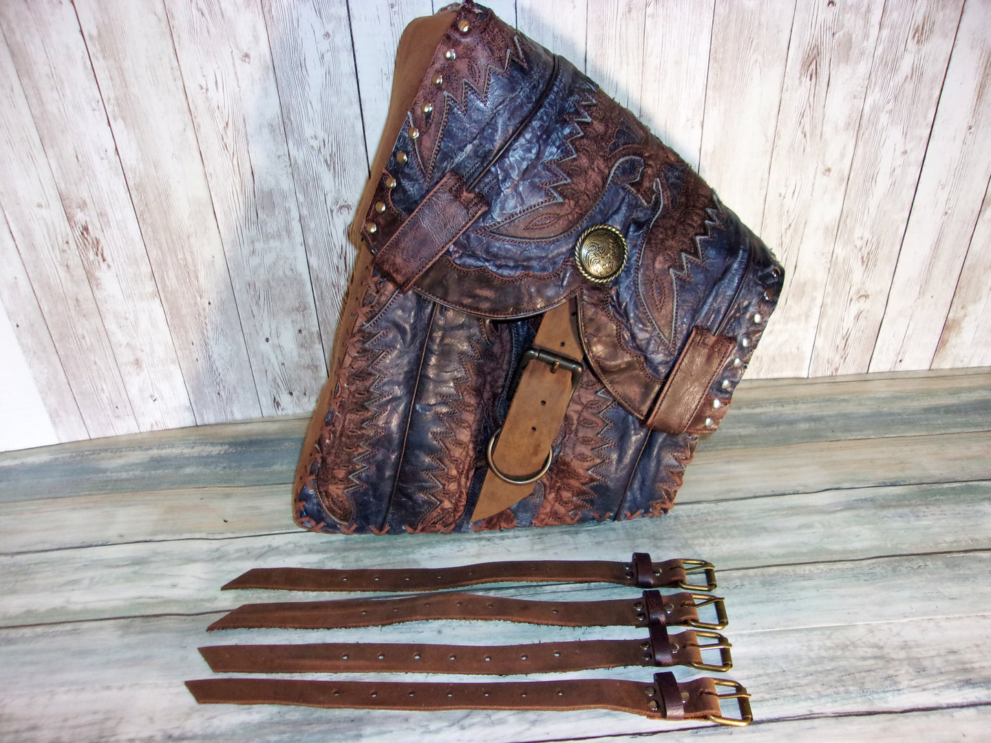 Swing Arm Bag SA04 handcrafted from cowboy boots. Shop Motorcycle Bags & Panniers at ChrisThompsonBags.com and buy the best cowboy gift, cowgirl style, leather bag, Moto Bags, recycled cowboy boots, recycled cowboyboots, side arm bag, solo bag, swing arm bag, unique travel bag, unique western gift, western gift, western style, western travel bag at Chris Thompson Bags.